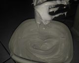 Foto langkah ke 7 dari resep Bolu simple/ Cake ultah/ Whiped Cream/ Coklat Pagar.