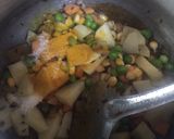 वेजिटेबल तहरी (vegetable tehri recipe in Hindi) रेसिपी चरण 2 फोटो