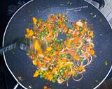A picture of step 4 of Egg veggies sauce.