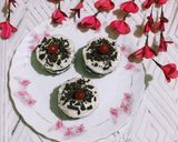 A picture of step 7 of Oreo Cup Cakes.