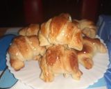 Foto del paso 8 de la receta: Medialunas de Manteca🥐