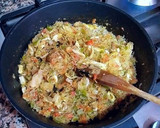 Foto del paso 10 de la receta: Arroz con roux de curry japonés, huevas y cocochas de calamar