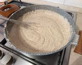 Foto del passaggio 4 della ricetta Crema pasticcera alle nocciole