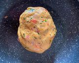 A picture of step 3 of ડુંગળી - ટમેટા ના પરાઠાOnion- tomato paratha.