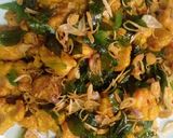 Foto langkah ke 3 dari resep Tumpeng mie ulang tahun.