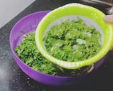A picture of step 6 of Palak Methi Ke Pakoray 🥰.
