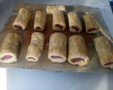 A picture of step 9 of Sausage roll.