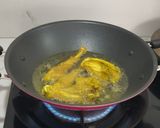 Foto langkah ke 5 dari resep Ayam goreng bumbu lengkuas.
