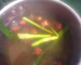 Foto langkah ke 2 dari resep Wedang rosella gula aren.
