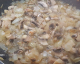 Foto del paso 3 de la receta: Macarrones integrales con salsa de champiñones y Cabrales