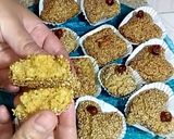 صورة لخطوة 3 من وصفة حلوه جلجلانيه معسله تذوب في فم