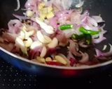 A picture of step 5 of Spicy chicken curry.