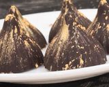 A picture of step 6 of Chocolate pan modak.