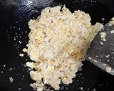 Foto langkah ke 4 dari resep Nasi Goreng Tahu Telur.
