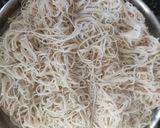 A picture of step 2 of Veg noodles.