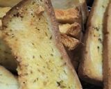 Foto langkah ke 5 dari resep Garlic Bread homemade.