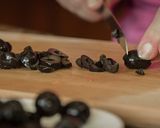 Foto del paso 2 de la receta: Pan de aceituna