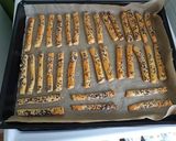 Ropogós sajtos rúd recept fázis 7 fotója