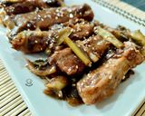 Foto del paso 5 de la receta: Costillas con ajos tiernos y salsa barbacoa coreana