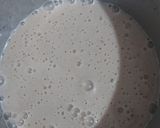 A picture of step 4 of Caramel banana & almonds milkshake.