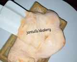 A picture of step 3 of Waffles ice cream.