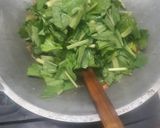 Foto langkah ke 3 dari resep 139. Tumis sawi hijau /calsim.