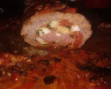 Foto del paso 12 de la receta: Rollo de carne rellena de chorizo en salsa al horno