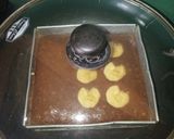 Foto langkah ke 6 dari resep Bolu Coklat Pisang Kidang teflon tanpa mixer.