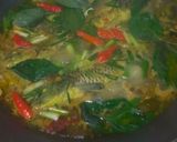 Foto langkah ke 10 dari resep Sup Ikan Mas Kuah Asam.