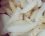صورة لخطوة 1 من وصفة بطاطا مشويه بالفرن 😋