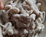 Foto langkah ke 1 dari resep Cumi Tepung Saus Asam Manis.
