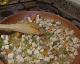 Foto del paso 4 de la receta: Pascualina de pollo y verduras😋🧅🥕🥬
