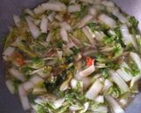 Foto langkah ke 4 dari resep Tumis Sawi Putih.