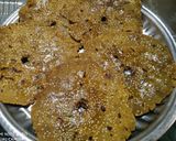 A picture of step 8 of Thalipeeth.