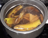 Foto del paso 1 de la receta: Infusión de piel de plátano