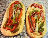 Foto del paso 4 de la receta: Coca de escalivada y sardinas en freidora de aire 🐟 🫑 🧅 🍆