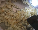 Foto del paso 1 de la receta: Merluza al horno, con patatas y langostinos