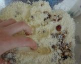 Mazsolás-datolyás zsemle recept citromos túrókrémmel recept fázis 3 fotója