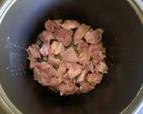 A picture of step 2 of Simple Chicken & Onion Rice.