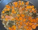 Foto del paso 2 de la receta: Fricandó de Carne de Ternera con Boletus, Cebollitas, Ciruelas y arroz frito