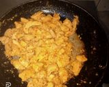 A picture of step 1 of Chicken Tikka pizza.