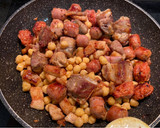 Foto del paso 3 de la receta: Arroz al Horno (para vaciar congelador)