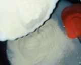 A picture of step 2 of Tricolour Peda.