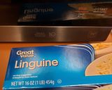 A picture of step 1 of Shrimp Linguine.