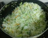 A picture of step 4 of Vegetable fried rice.