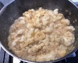 Une image de l'étape 6 de Gratin de chou-fleur au bouillon de crevettes et emmental.