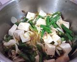 Foto langkah ke 3 dari resep Tumis Kacang Panjang, Taoge dan Tahu.