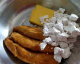 A picture of step 1 of Banana Cake.
