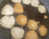 Foto langkah ke 3 dari resep Banana Oliebollen.