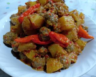 Sambal goreng kentang bola-bola daging langkah memasak 6 foto